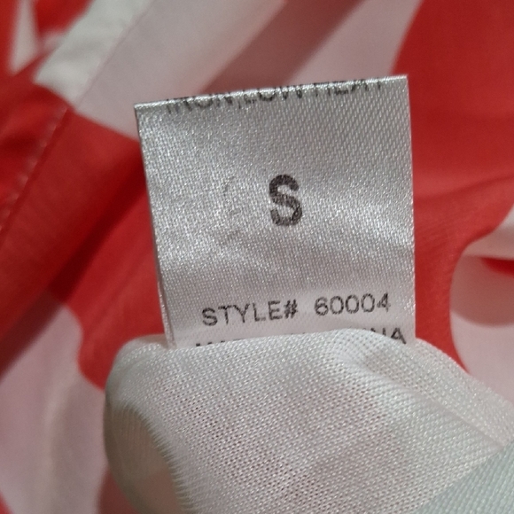 Lulu's Pink and White Boxy Tunic with 3/4 Sleeves - Picture 9 of 9